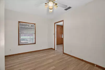 716 Kerry Lane, Azle, TX 76020 - Photo 15