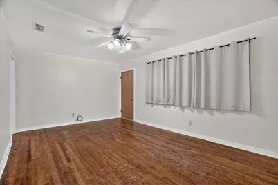 716 Kerry Lane, Azle, TX 76020 - Photo 7