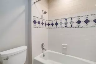 5947 Chimney Wood Cir, Fort Worth, TX 76112 - Photo 21