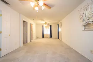 950 Sycamore Ln, Lancaster, TX 75146 - Photo 19