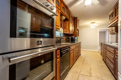 950 Sycamore Lane, Lancaster, TX 75146 - Photo 13