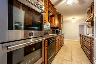 950 Sycamore Ln, Lancaster, TX 75146 - Photo 13
