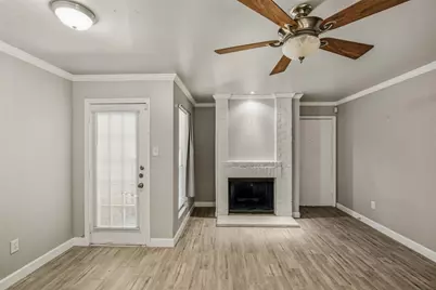 3206 S Fielder Road #100, Arlington, TX 76015 - Photo 5