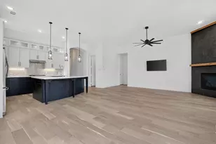 1604 Swan St, Van Alstyne, TX 75495 - Photo 7
