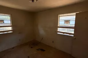 3976 Avocado Dr, Dallas, TX 75241 - Photo 11