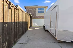 433 Castle St, DeSoto, TX 75115 - Photo 33