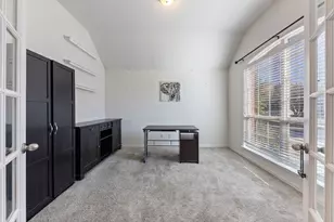 433 Castle St, DeSoto, TX 75115 - Photo 5