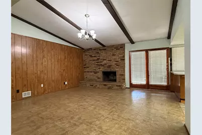 2114 Burrows Trail, Grand Prairie, TX 75052 - Photo 7