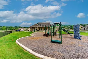 109 Knoll Pines Drive, Terrell, TX 75160 - Photo 13