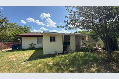 1851 Chevy Chase Drive, Carrollton, TX 75006 - Photo 13