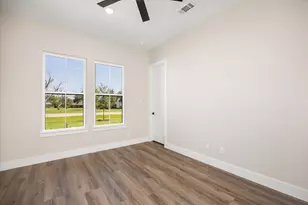 2180 Middlewood Cir, Granbury, TX 76049 - Photo 23