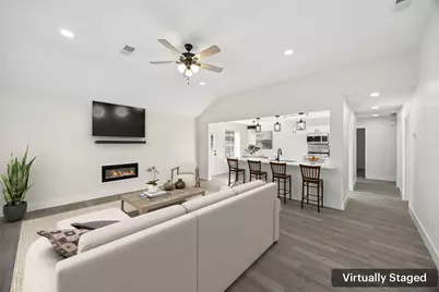 617 Forest Oaks Drive, Grand Prairie, TX 75052 - Photo 3