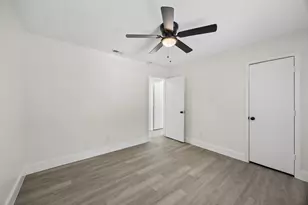 617 Forest Oaks Dr, Grand Prairie, TX 75052 - Photo 27
