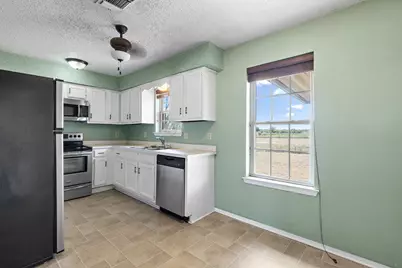 5 Village Glen, Wichita Falls, TX 76302 - Photo 7
