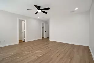 2260 White Oak Dr, Little Elm, TX 75068 - Photo 19