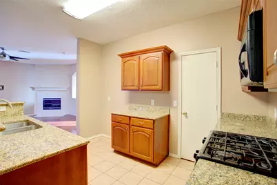 3507 Tamarack Drive, Grand Prairie, TX 75052 - Photo 17