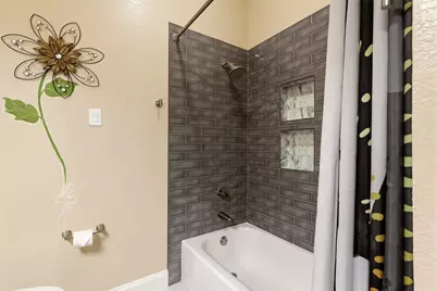 3410 Lake Highlands Drive, Rowlett, TX 75088 - Photo 19