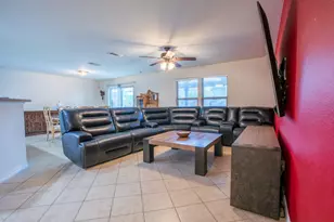 8928 Winding Valley Dr, Fort Worth, TX 76244 - Photo 9