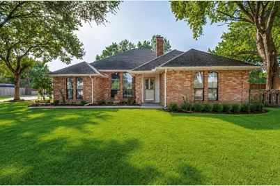 901 Winding Creek Trail, Oak Leaf, TX 75154 - Photo 1