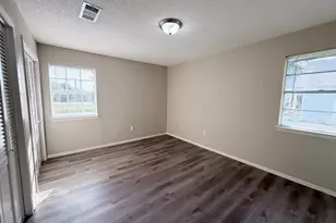 101 W Latimer St, Ennis, TX 75119 - Photo 13
