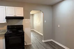 2504 Normont Cir, Fort Worth, TX 76103 - Photo 11