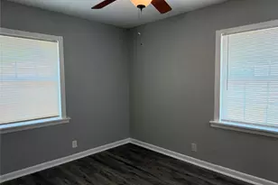 2504 Normont Cir, Fort Worth, TX 76103 - Photo 17