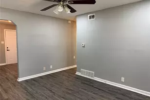 2504 Normont Cir, Fort Worth, TX 76103 - Photo 5