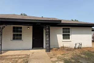 2504 Normont Cir, Fort Worth, TX 76103 - Photo 1
