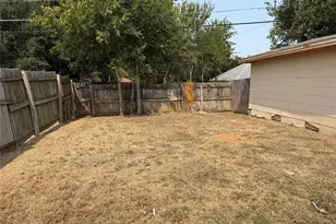 2504 Normont Cir, Fort Worth, TX 76103 - Photo 3