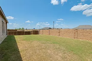 2303 Peregrine Wy, Crandall, TX 75114 - Photo 25
