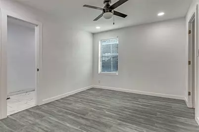 2625 Frazier Avenue, Fort Worth, TX 76110 - Photo 13