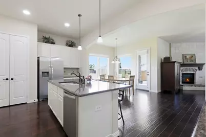 5213 Falcon Ridge Court, Rowlett, TX 75088 - Photo 9