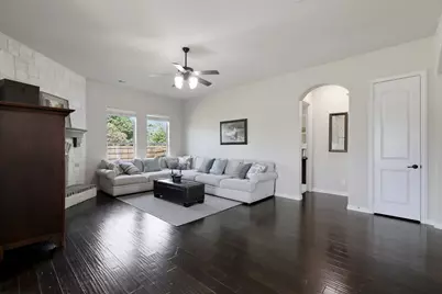 5213 Falcon Ridge Court, Rowlett, TX 75088 - Photo 5