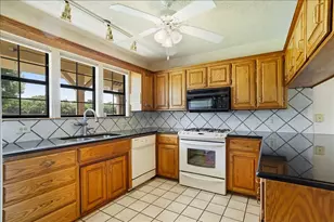 5393 State Hwy 5, Van Alstyne, TX 75495 - Photo 9