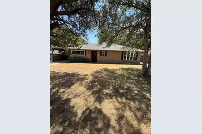 627 S Rough Creek Court, Granbury, TX 76048 - Photo 23