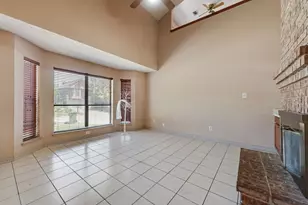 902 Ashmount Ln, Arlington, TX 76017 - Photo 5
