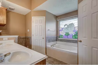 7708 Chandler Court, North Richland Hills, TX 76182 - Photo 15