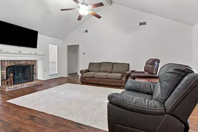 514 Dorothy Lane, Justin, TX 76247 - Photo 5