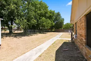 514 Dorothy Ln, Justin, TX 76247 - Photo 25