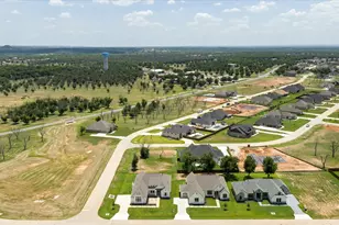2188 Middlewood Cir, Granbury, TX 76049 - Photo 31