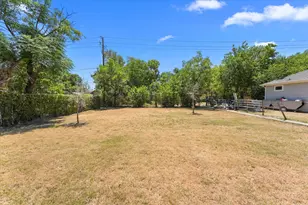 1206 Claude St, Dallas, TX 75203 - Photo 13