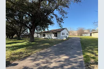 106 W Jeter Street, Mabank, TX 75147 - Photo 25