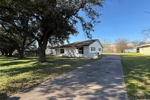 106 W Jeter St, Mabank, TX 75147 - Photo 25