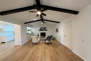 106 W Jeter St, Mabank, TX 75147 - Photo 9