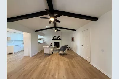 106 W Jeter Street, Mabank, TX 75147 - Photo 9