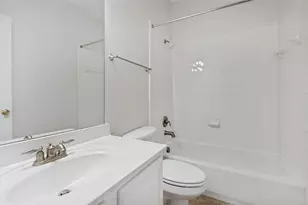 15721 Landing Creek Ln, Fort Worth, TX 76262 - Photo 21