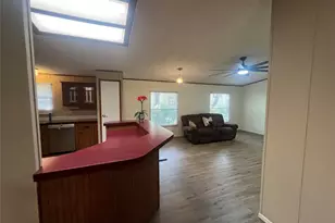 4322 Bradley Ln, Arlington, TX 76017 - Photo 11