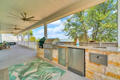 7005 Stone Bluff Court, Granbury, TX 76048 - Photo 29