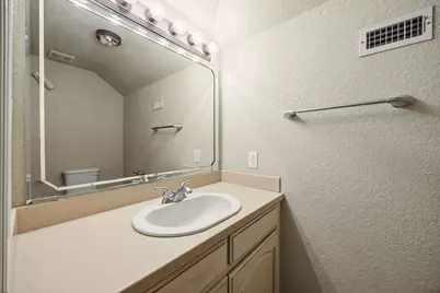 401 Center Ct Drive, Bridgeport, TX 76426 - Photo 21