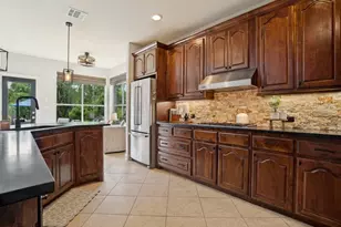 5108 Mystic Hollow Ct, Flower Mound, TX 75028 - Photo 5